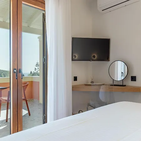 Angelo * Paleokastritsa