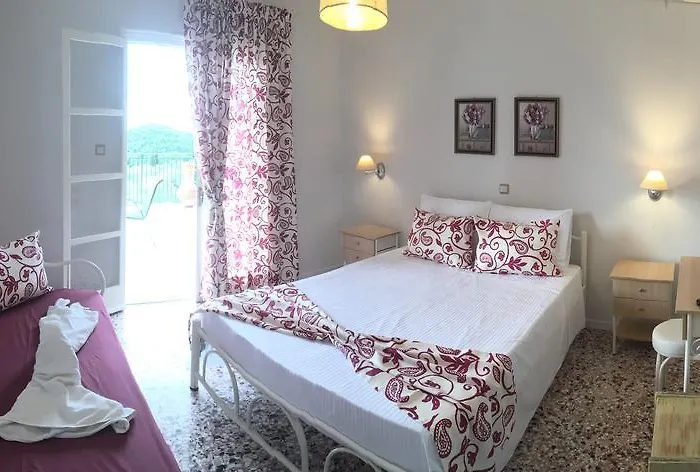 Angelo * Paleokastritsa